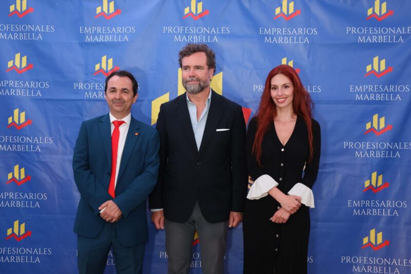 Conferencia de Iván Espinosa de los Monteros sobre su libro «España tiene solución»