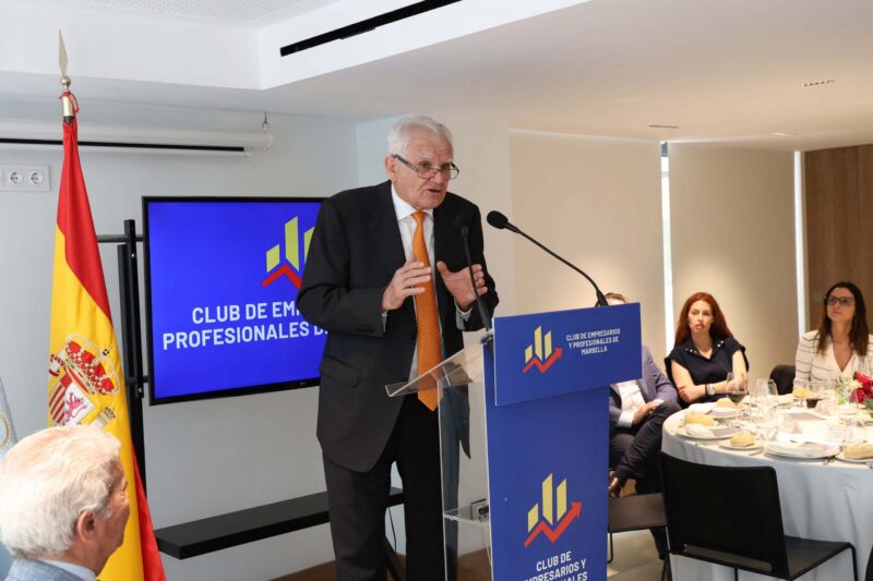 Conferencia del abogado Manuel Medina